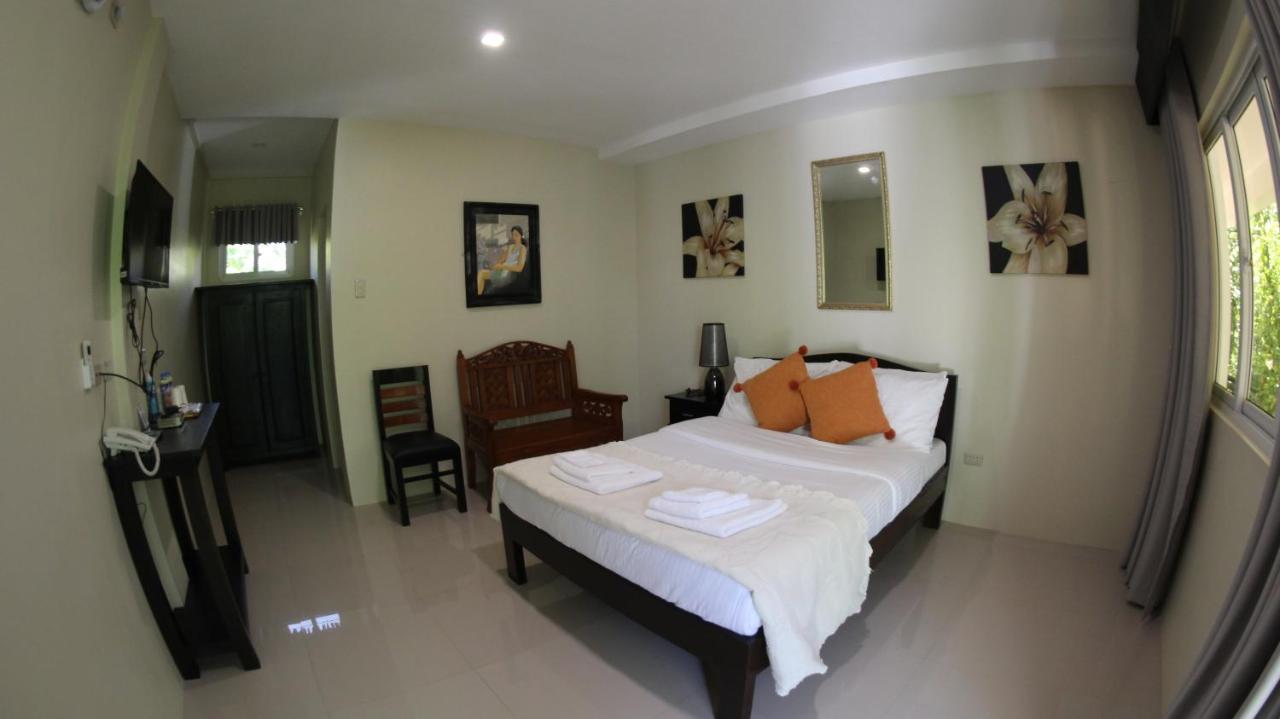 Casa Cecilia Hotel Bantay Buitenkant foto