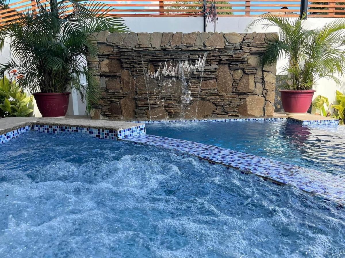 Casa Cecilia Hotel Bantay Buitenkant foto