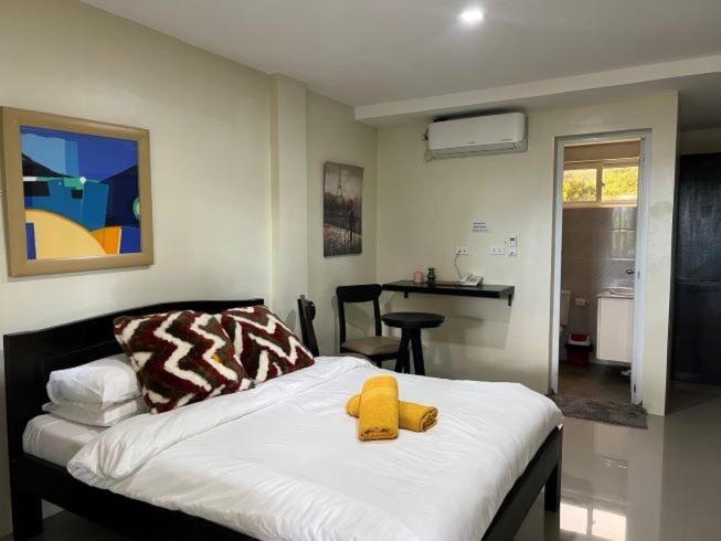 Casa Cecilia Hotel Bantay Buitenkant foto