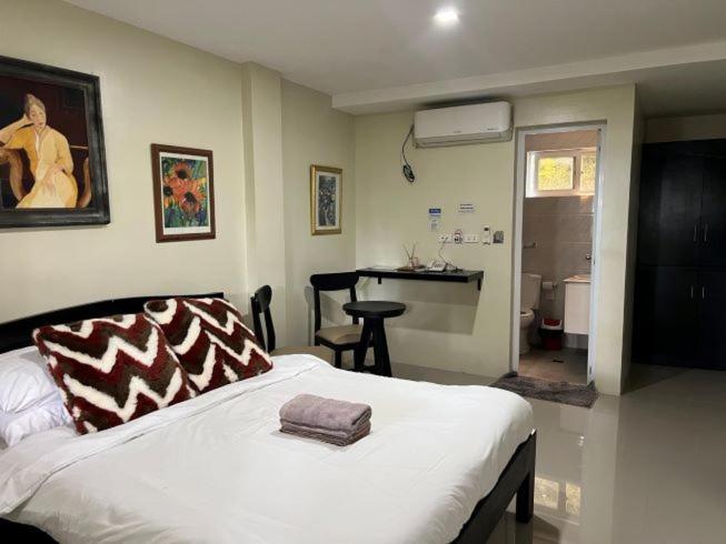 Casa Cecilia Hotel Bantay Buitenkant foto